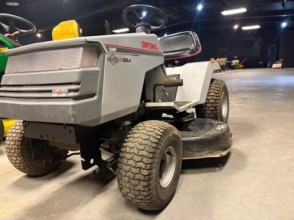 13HP Craftsman Riding Mower