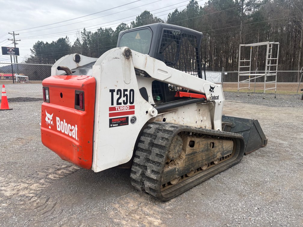 2014 Bobcat T250 Turbo w/ High Flow + Cover