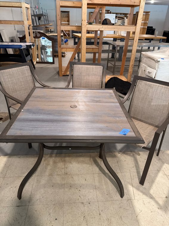 Outdoor table and 3 chairs