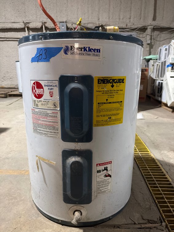 38 Gallon Rheem Hot water heater