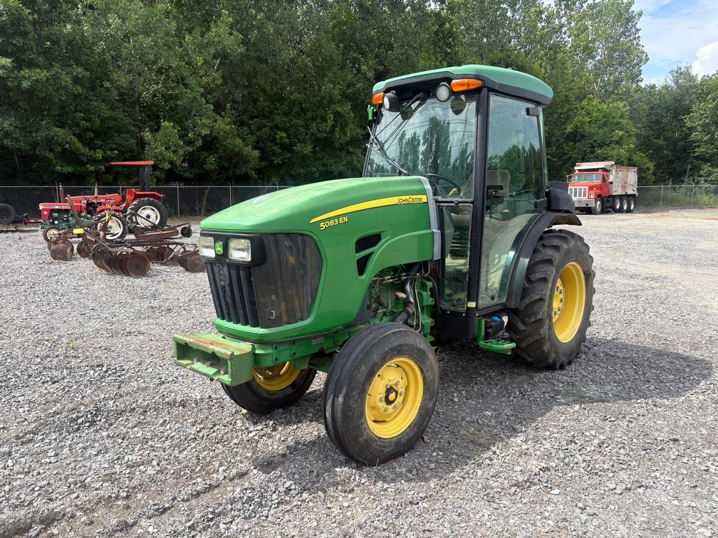 John Deere 5083EN