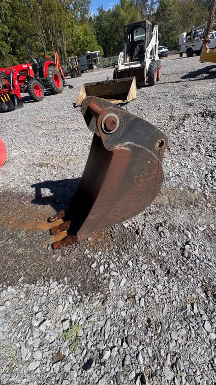 12” CAT Bucket