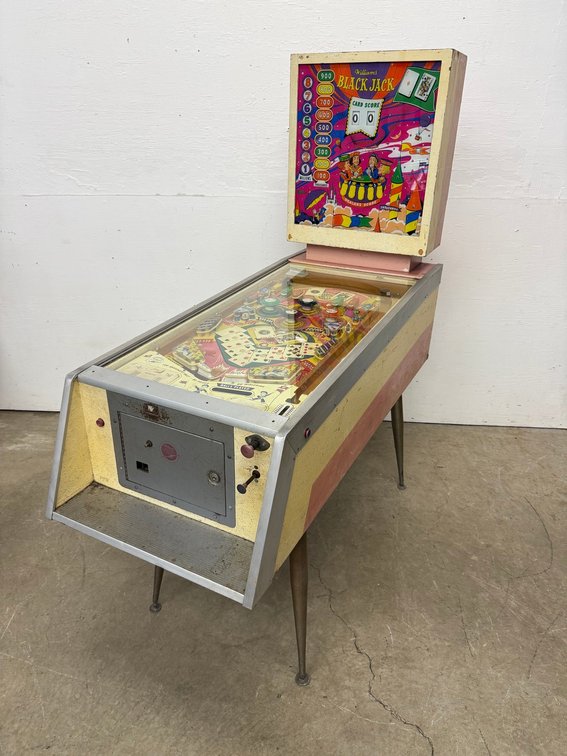 Rare Vintage 1960 Williams Black Jack Pinball Machine,