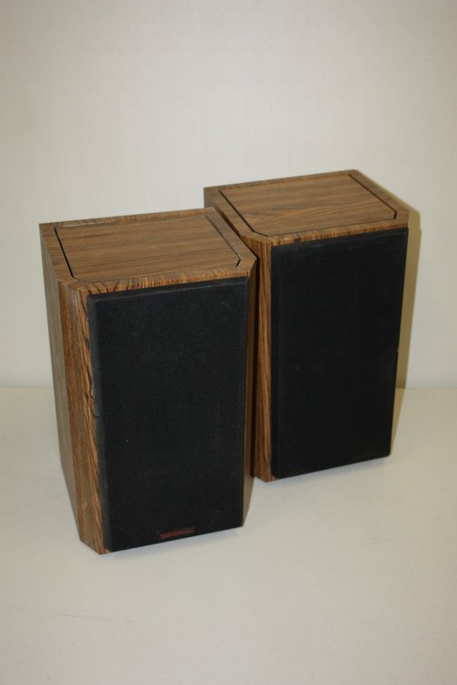 Pair Of Venturi BIC V62 Bookshelf Speakers
