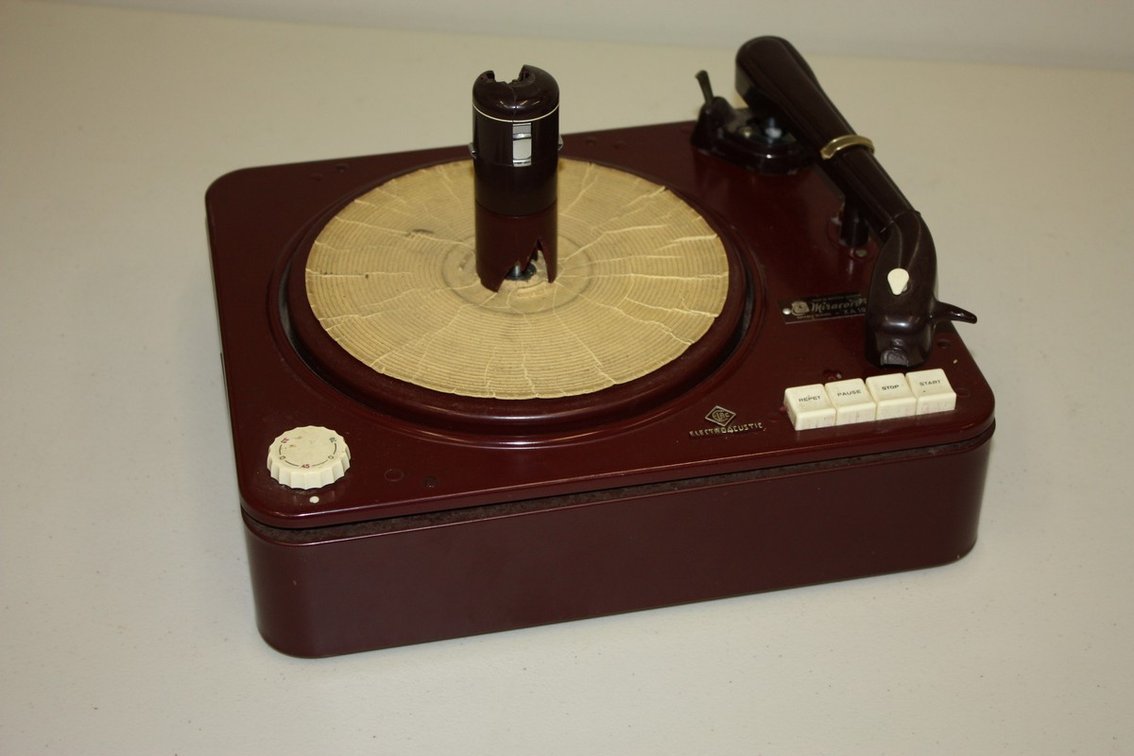 ELAC Electroacoustic Miracord X100 Self-Stacking Turntable
