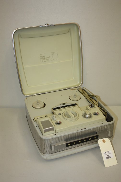 Revere T-1100 Reel-To-Reel Magnetic Tape Recorder Player