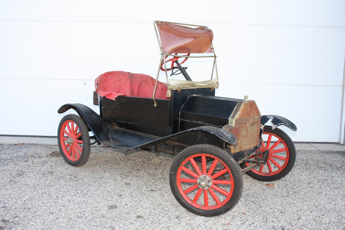 Vintage  Gas-Powered Shriners, McDonough Model T, “Tin Lizzy”
