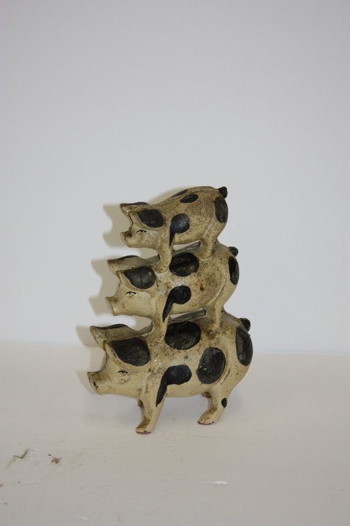 Vintage Cast-Iron Three Pig Stacked Sculpture Figurine
