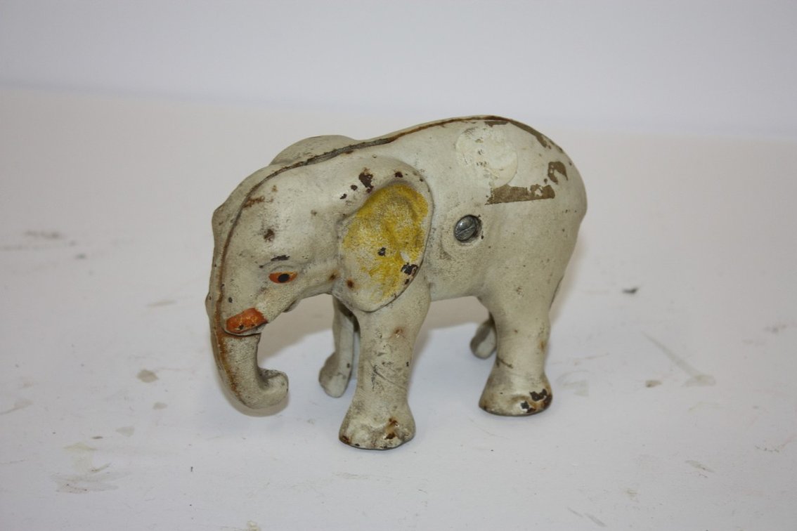 Vintage Cast-Iron White Elephant Coin Bank