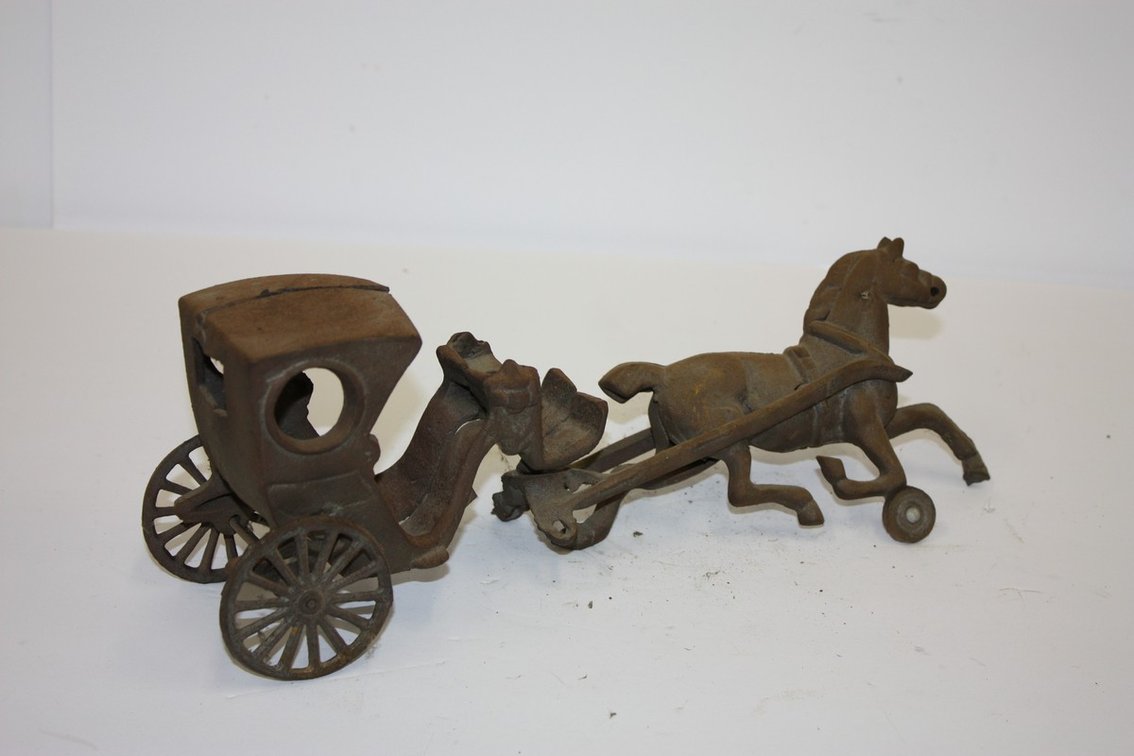 Vintage Cast-Iron Horse-Drawn Carriage, Needs Repair