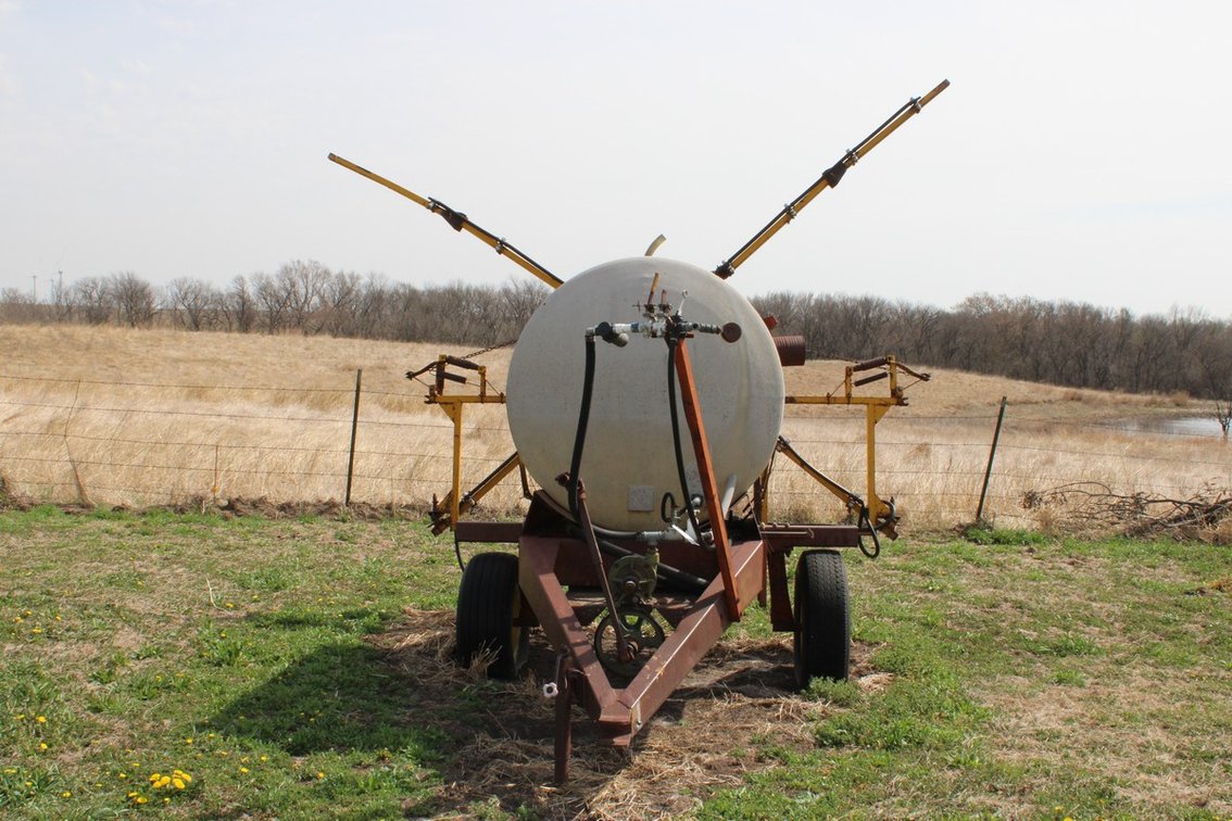 Fertilizer Sprayer (250 Gallon)