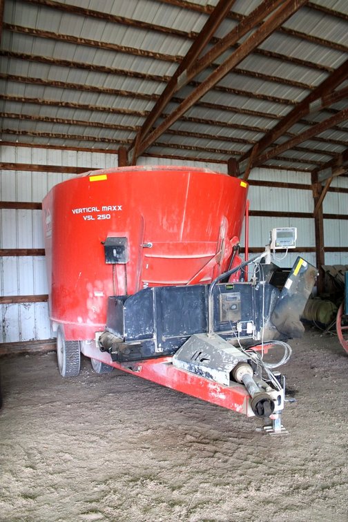 2006 Kuhn Knight VSL 250 Maxx Feed Mixer Wagon