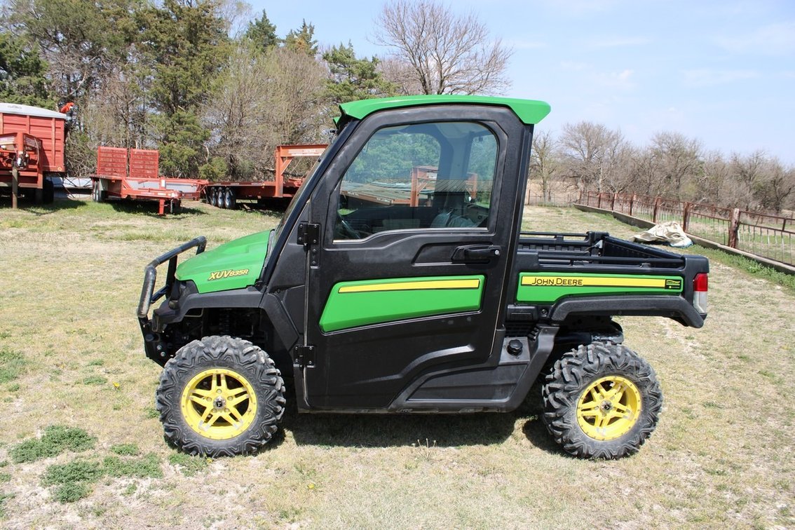 2019 John Deere Gator XUV 835R
