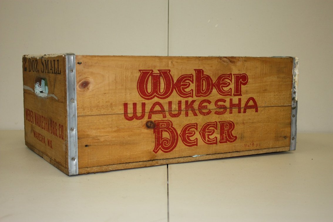 SCARCE VINTAGE WEBER WAUKESHA WOODEN BEER BOX WOOD CRATE