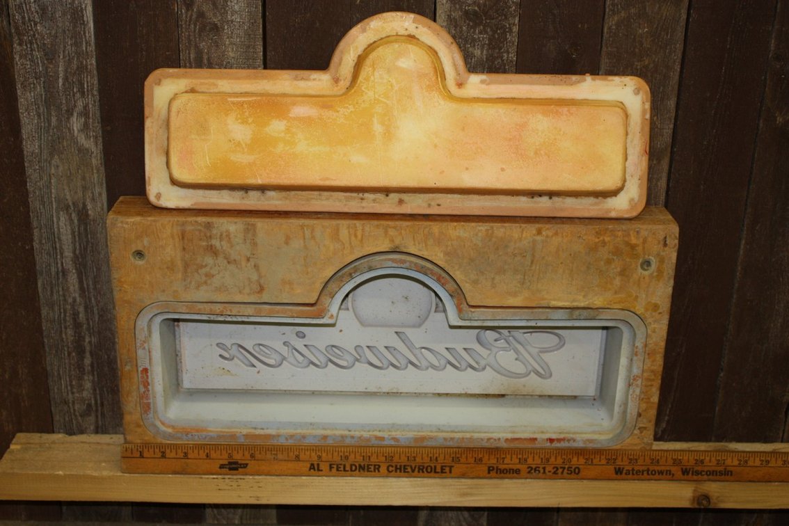 RARE VINTAGE BUDWEISER ADVERTISING MOLD, PROTOTYPE BEER SIGN, MUST SEE!