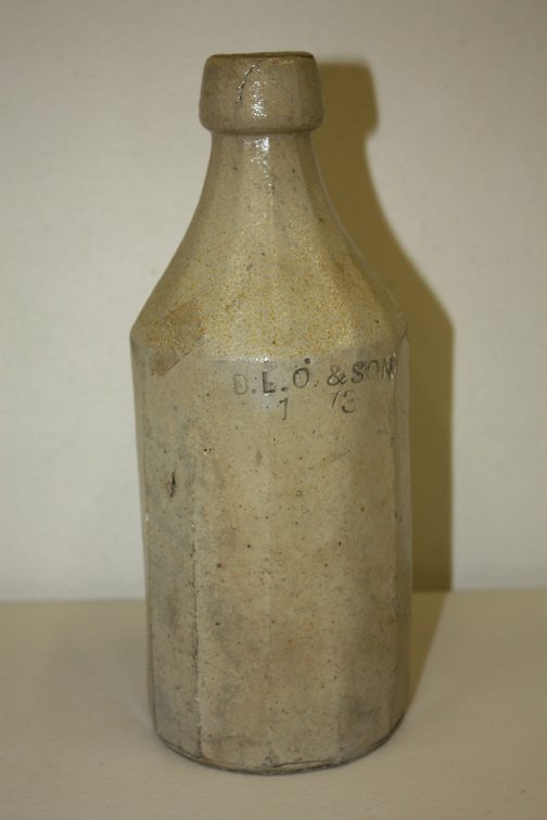 Antique 1800s D. L. O. & Son Stoneware Ginger Beer Bottle
