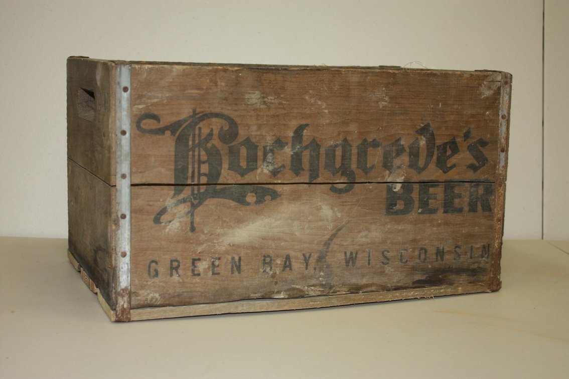 Hochgreves Beer Green Bay, Wisconsin Beer Bottle Wooden Crate with Extra Side