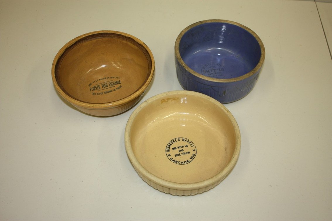 Lot of Three Vintage Crocks Stoneware Serving Bowls with Advertising, Peoples Feed Exchange, Cascade, Wisconsin