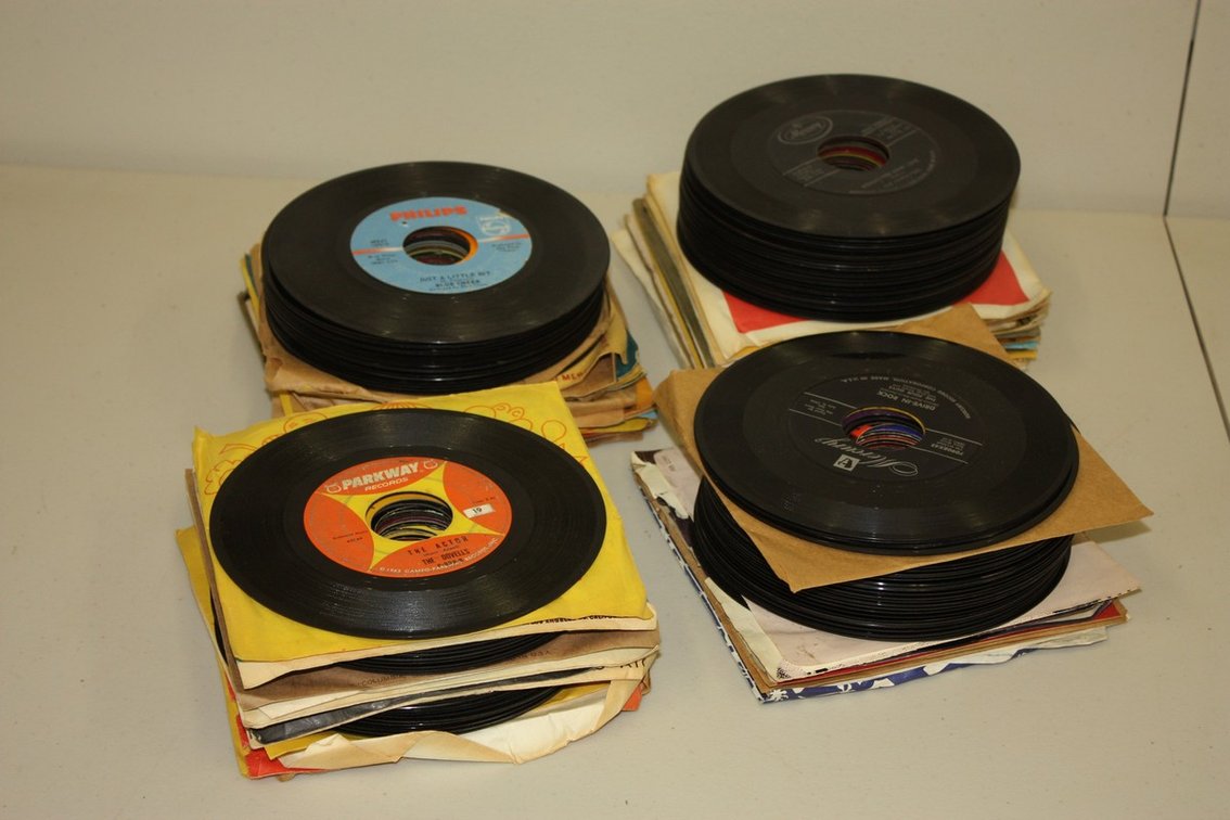 Large Lot of Assorted 45 Rpm Records Estate Lot Unpicked
