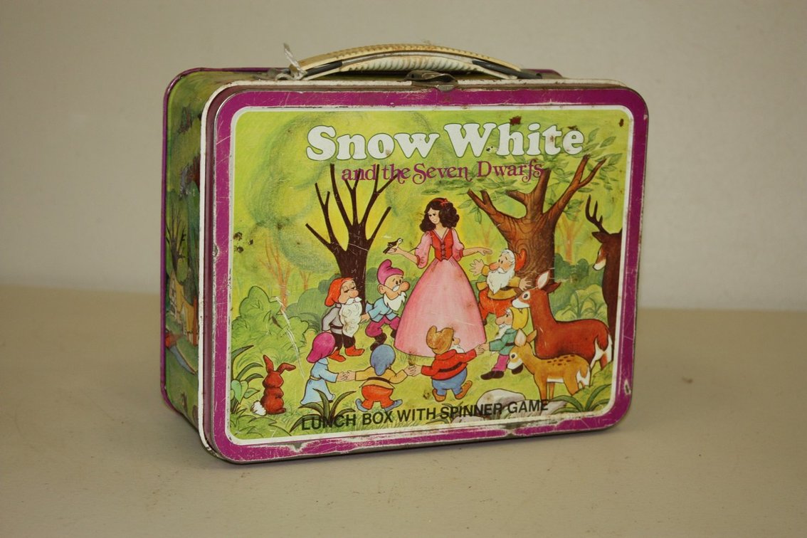 Vintage 1970s Snow White and the Seven Dwarfs Lunchbox with Spinner Game Metal
