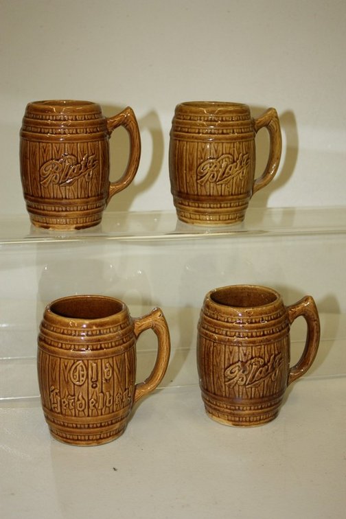 Vintage Lot of Four Ceramic Blatz, Beer Barrel Mugs, Old Heidelberg