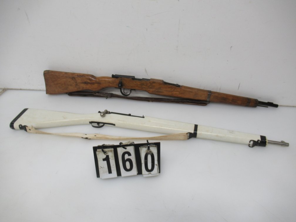 Lot 160