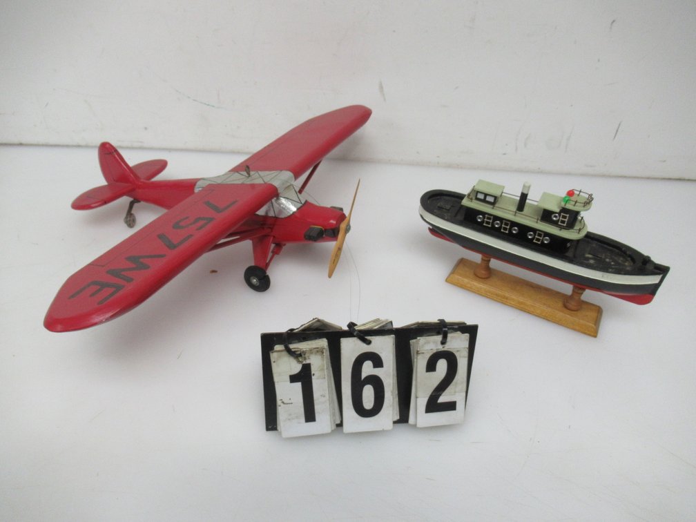 Lot 162