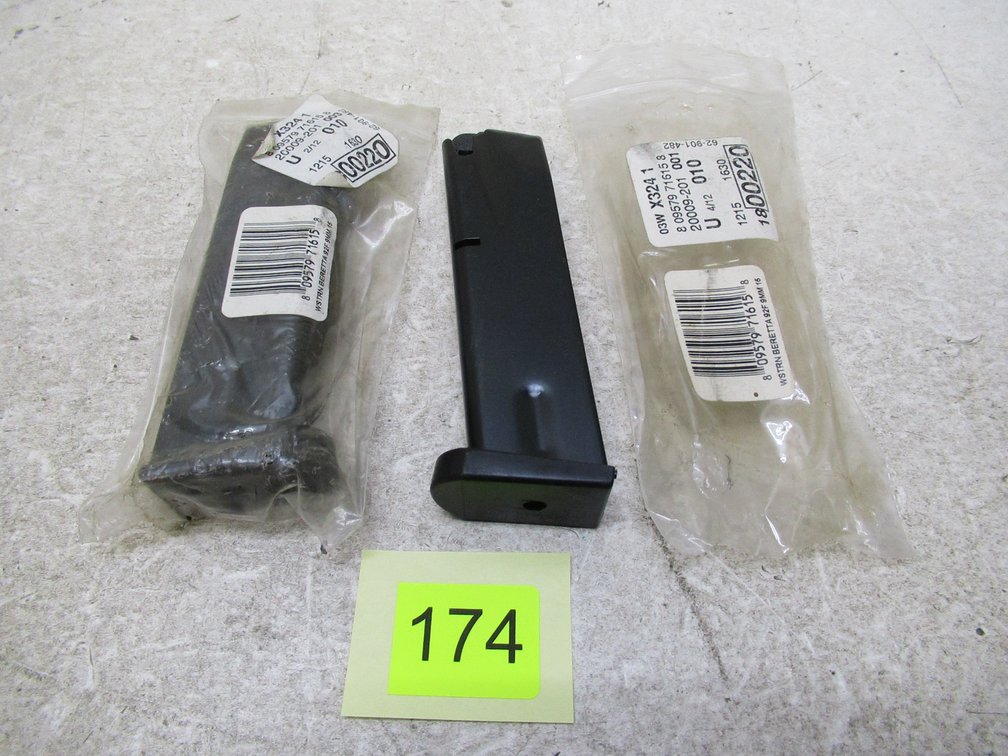 2 Beretta 92 15rd Mags