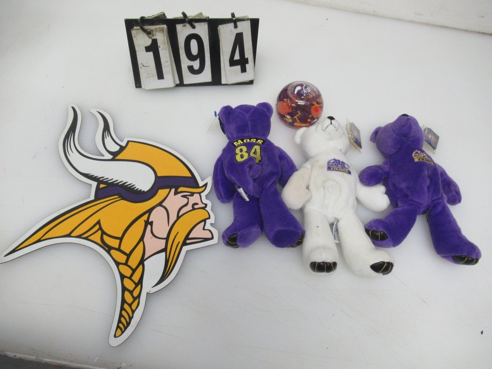 Lot 194