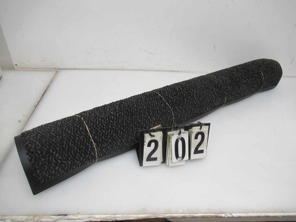 Lot 202