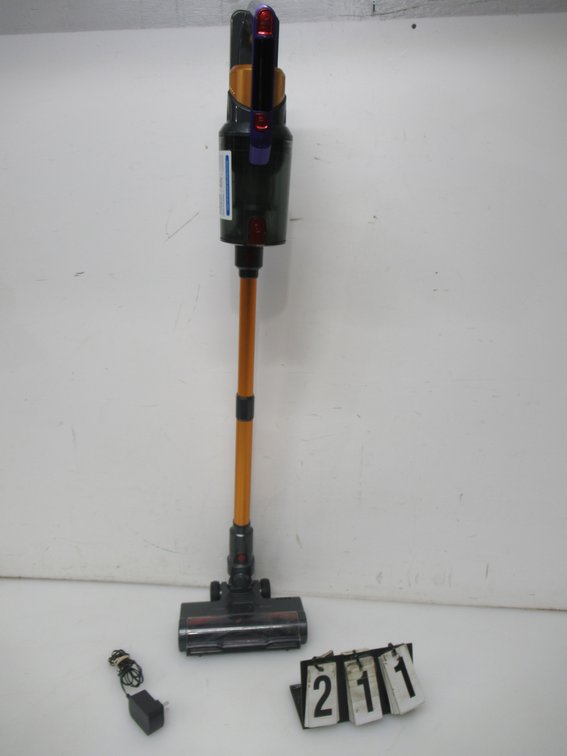 Lot 211