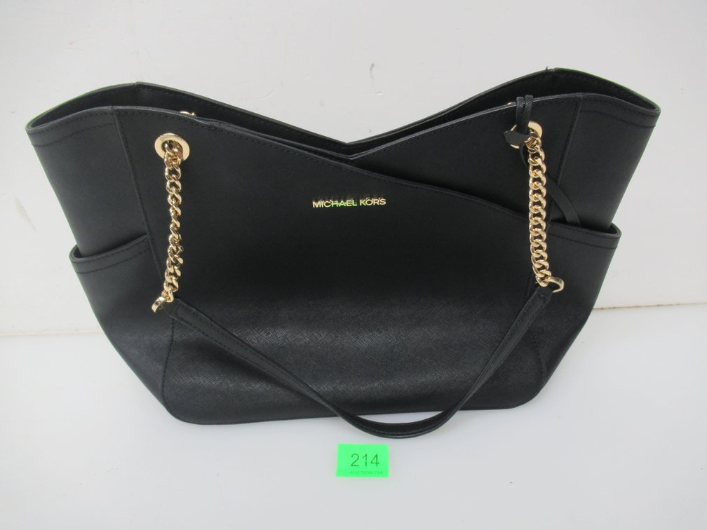 Lot 214