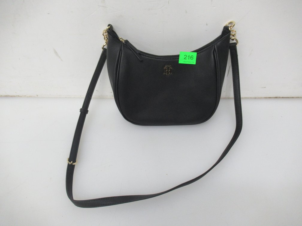 Lot 216