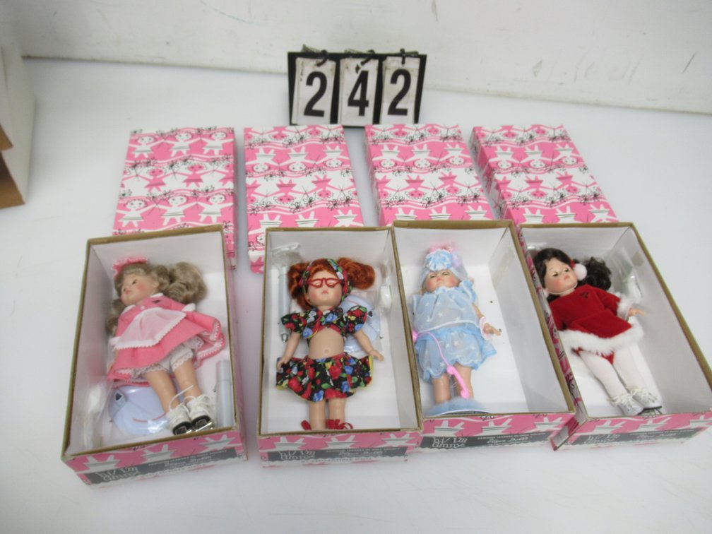 Lot 242