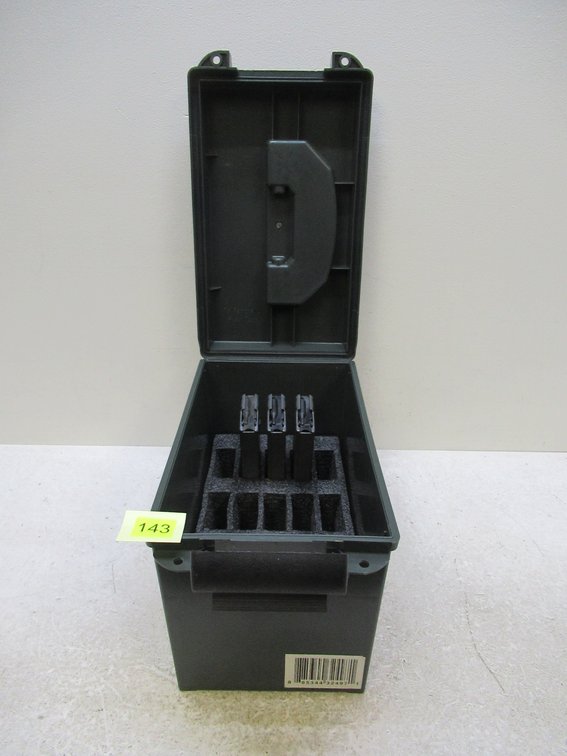 15 Mag Ammo Can & Metal AR Mags