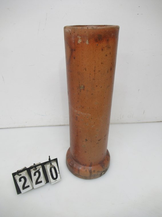 Lot 220