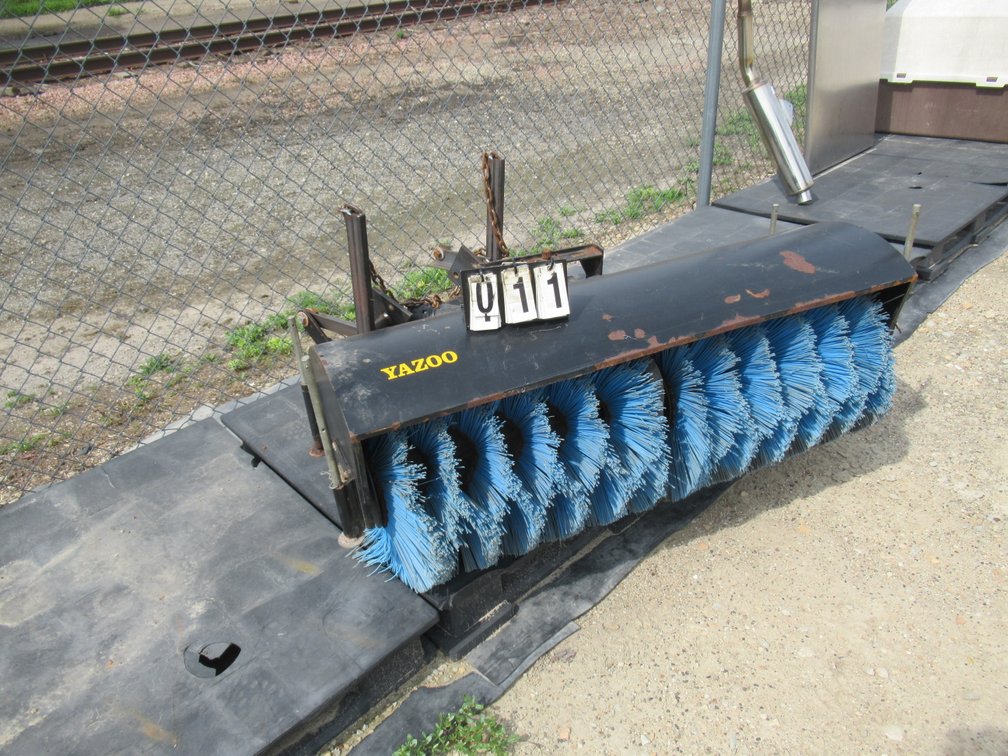 Lot 9
