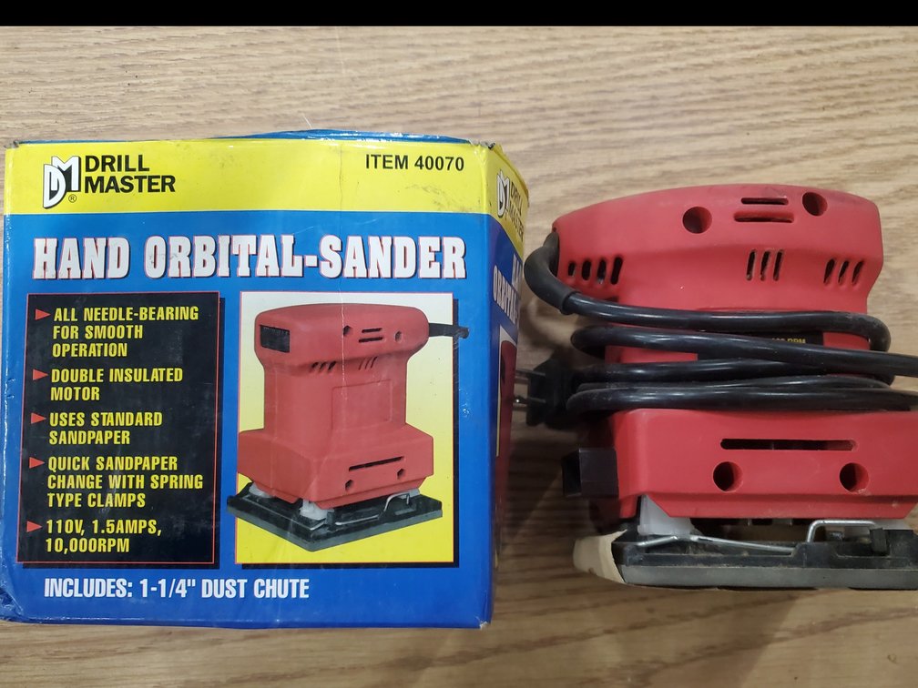 Lot 107: Hand sander