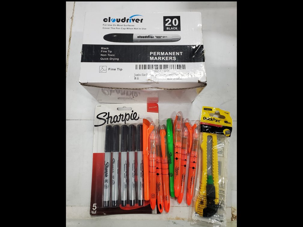 Lot 92: Markers