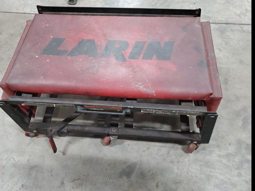 Lot 43: Larin creeper adjustable 