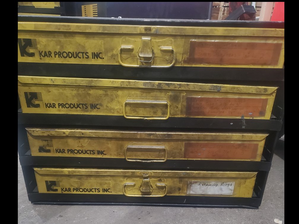 Lot 99: Snap and Retaining Rings organizer 
