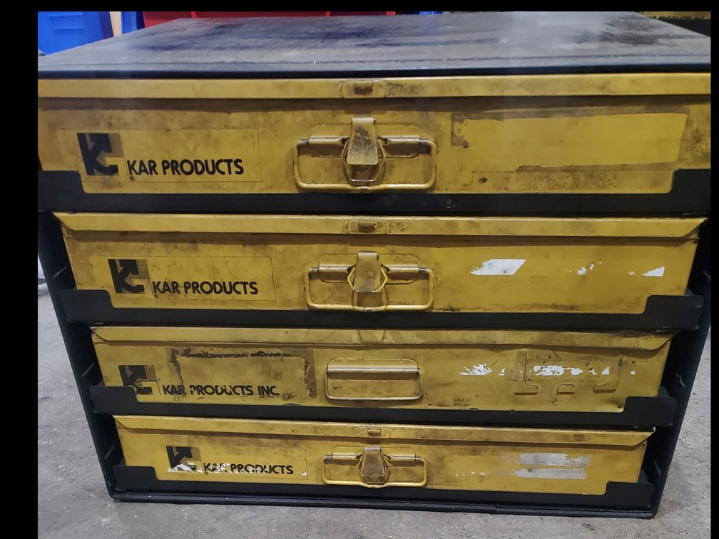 Lot 106: 4 drawer metal organizer 
