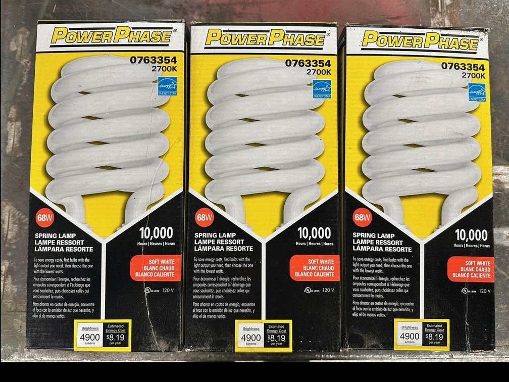 Lot 73: Power phase light bulbs