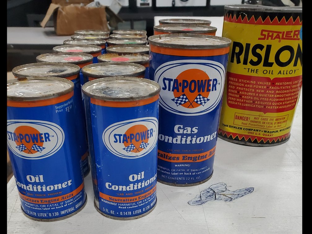 Lot 25: Oil and gas conditioners