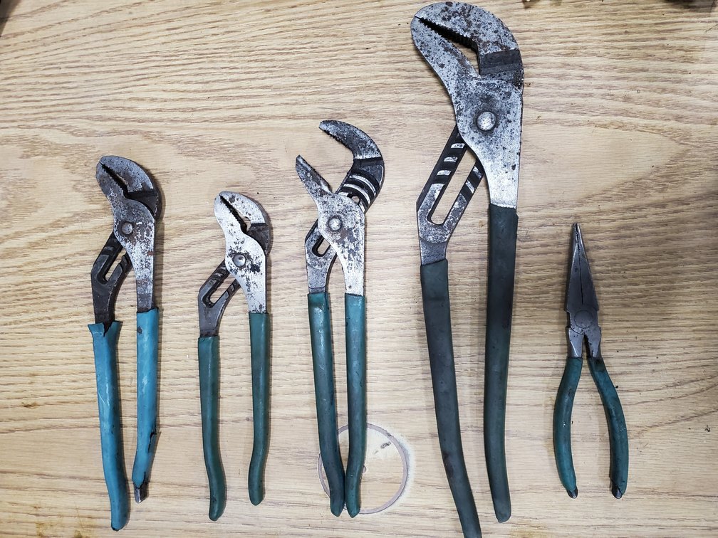 Lot 56: Heavy duty pliers