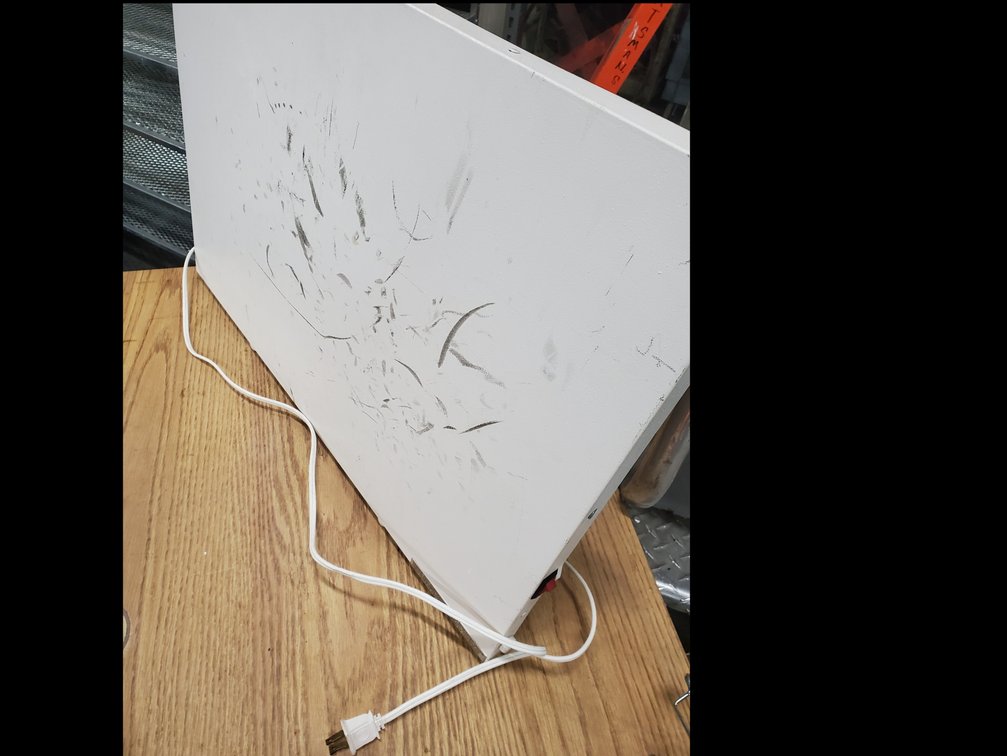 Lot 68: Desk heater