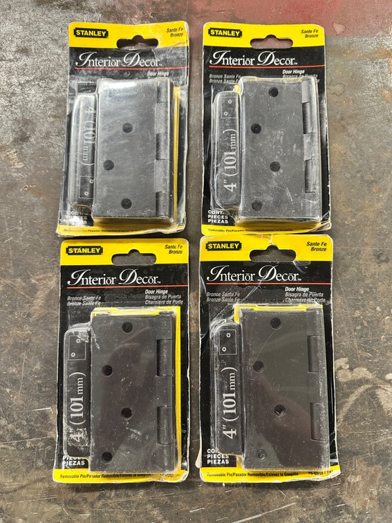 Lot 50: 4 packs of 2 Stanley Door Hinges