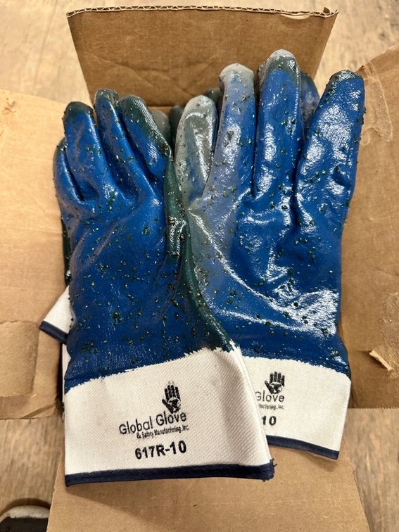 Lot 18: Fully Dipped Size XL Gloves - 16 Pairs