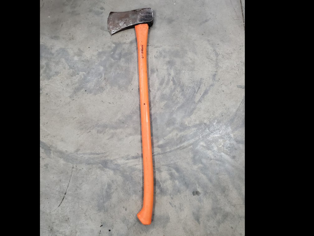 Lot 94: Axe