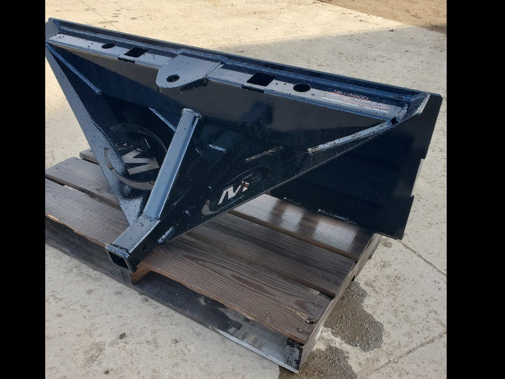Lot 72: Heavy duty machinery mover